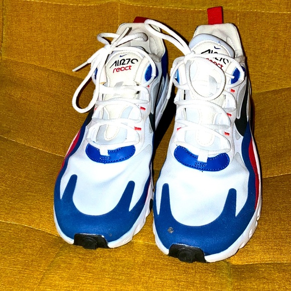 Mint Condition Nike Air 270 React - Picture 1 of 4